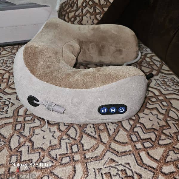 U- Shaped massage pillow 5