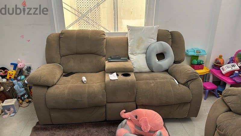 sofa good condition 1