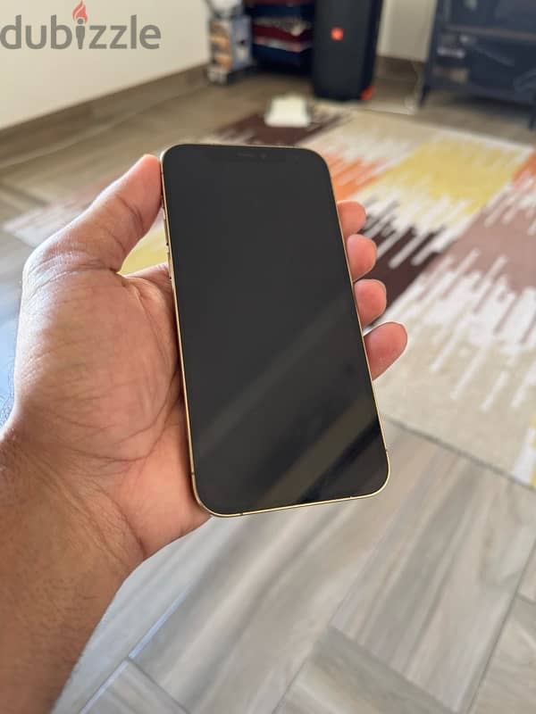 iPhone 12 Pro – Gold | 256GB | Excellent Condition 4