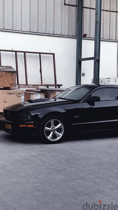 Ford Mustang 2008 GT (V8, 4.6L, 300HP)