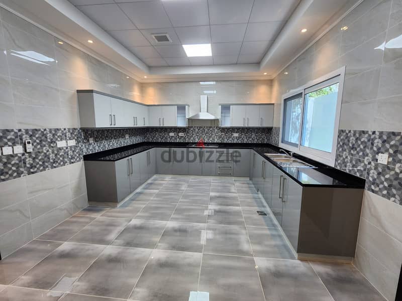 Brand New 5+1BHK Luxury Twin Villa for Rent in Madinat Qaboos PPV272 4