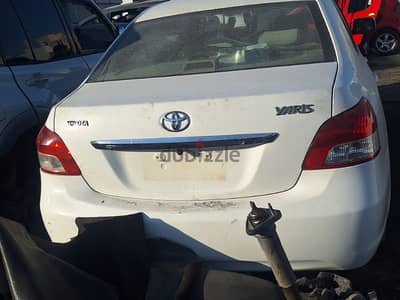 toyota yaris 2009 All parts available