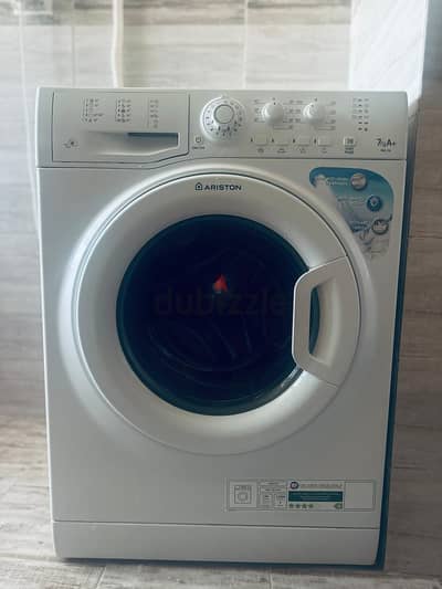 Ariston 7kg Fully automatic washing machine