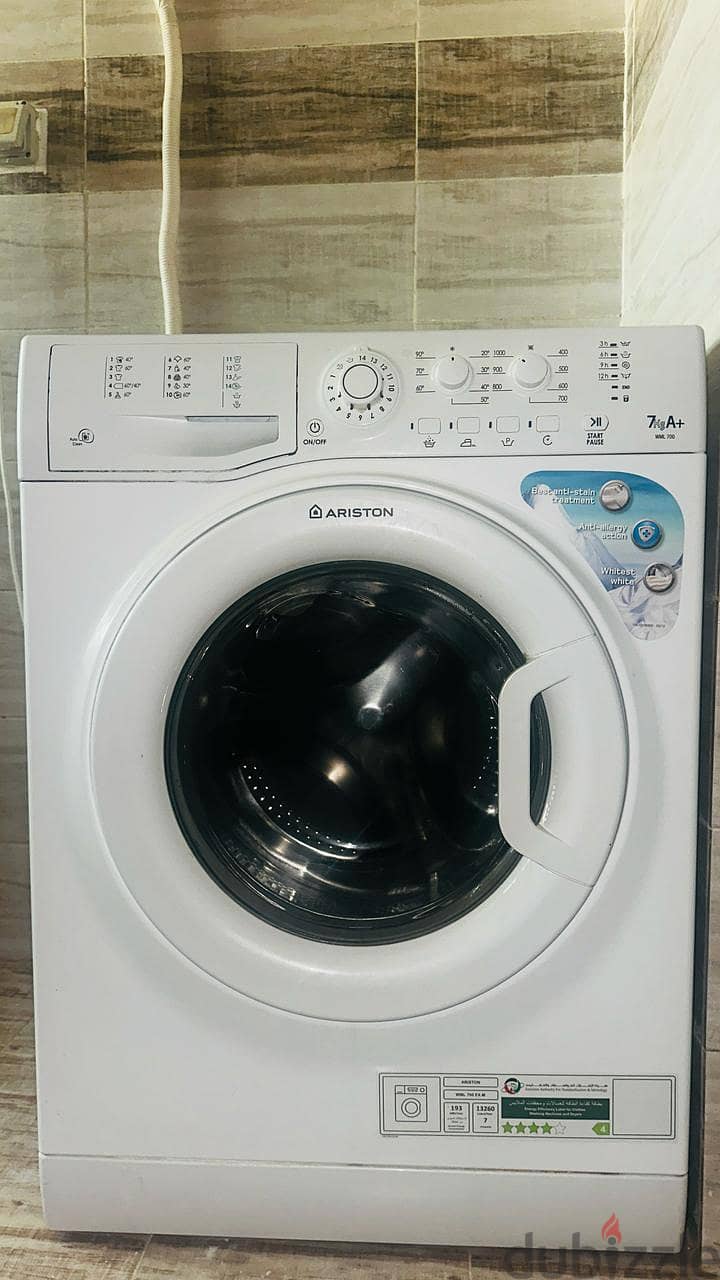 Ariston 7kg Fully automatic washing machine 2