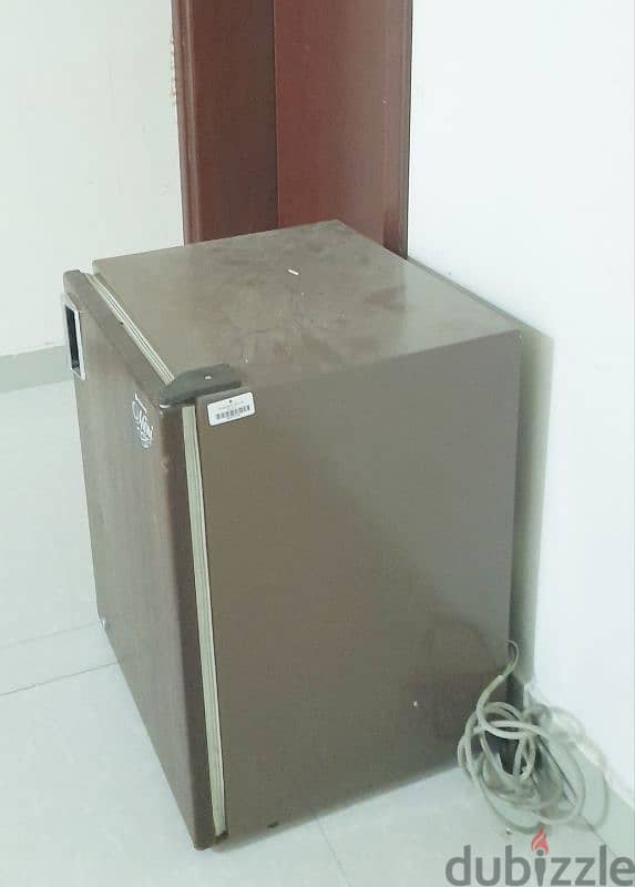 Sanyo SR6905HK Refrigerator 3