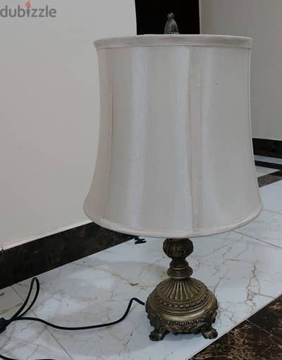 Table lamp