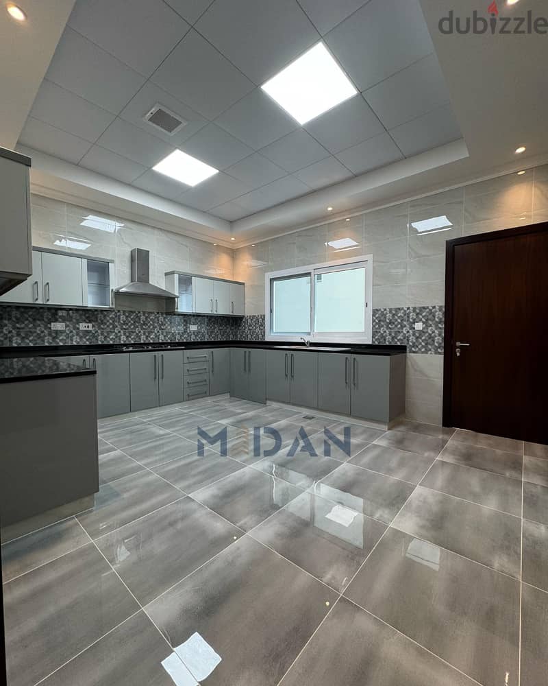 MADINAT SULTAN QABOOS | LUXURIOUS 5+1 BR TWIN VILLA 13