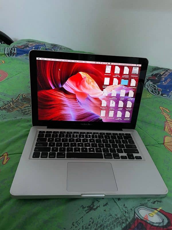 Apple MacBook Pro intel i7 series 500ssd with 6 GB ram 2