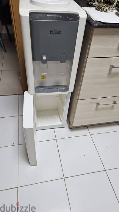 Water dispenser