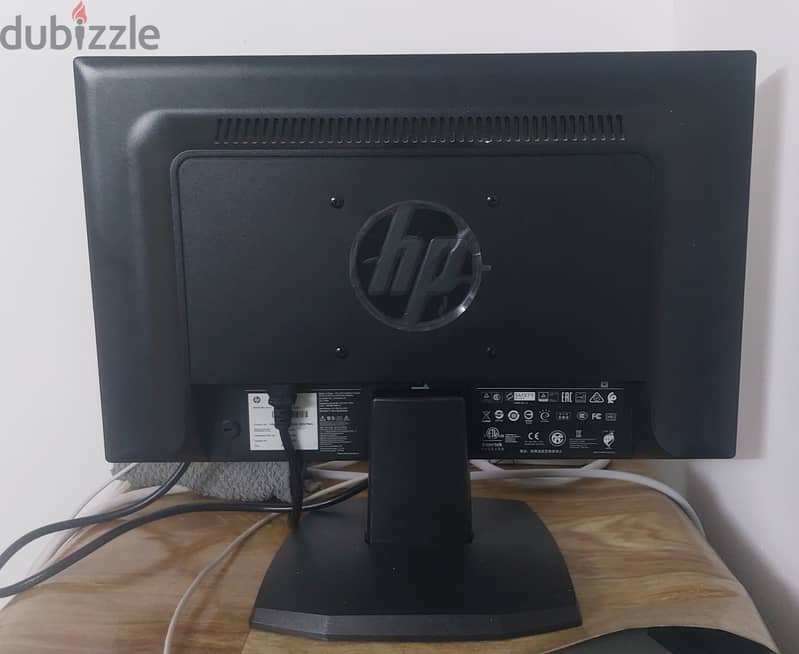 HP 19 inch Monitor 3