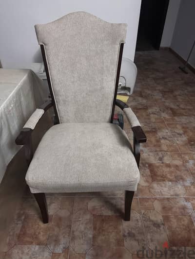 Dining chairs for sale like new