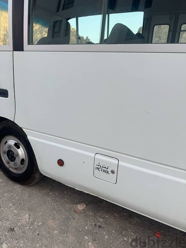 Nissan Civilian Bus 2011 باص نيسان سيفيليان 3