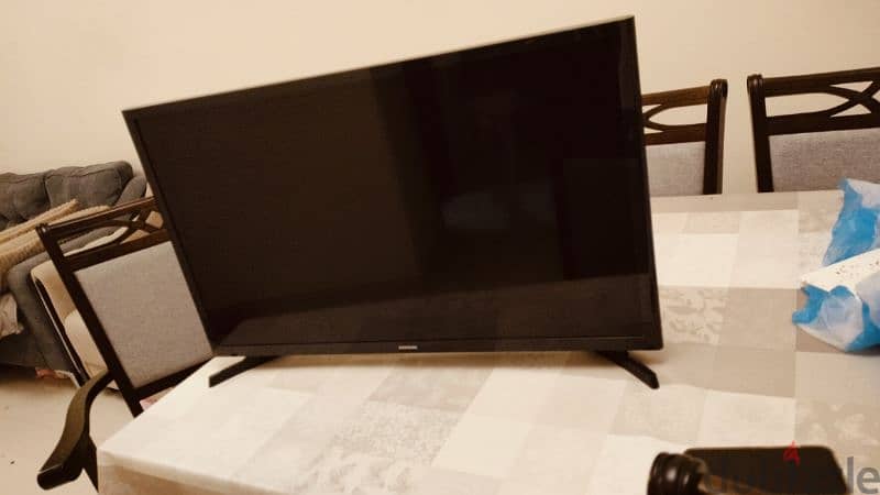 Used 32" LED Smart TV for Sale 0