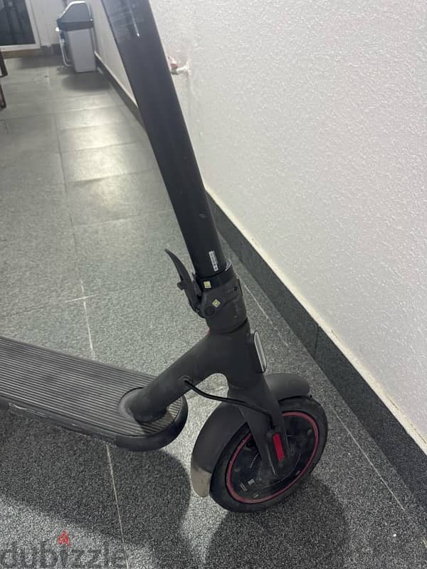 سكوتر شاومي ٤ لايت Xiaomi Electric Scooter 4 Lite – Black 2