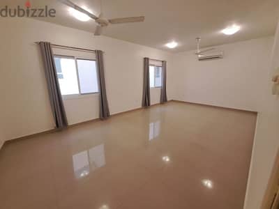 spacious  flat very good condition