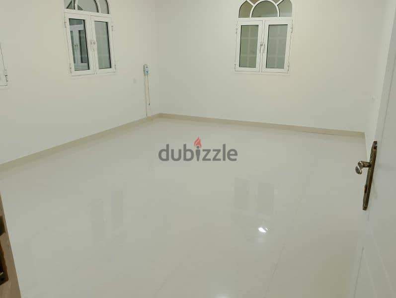 4 Bhk villa in Azaiba near Al Meera Hypermarket for family only 6