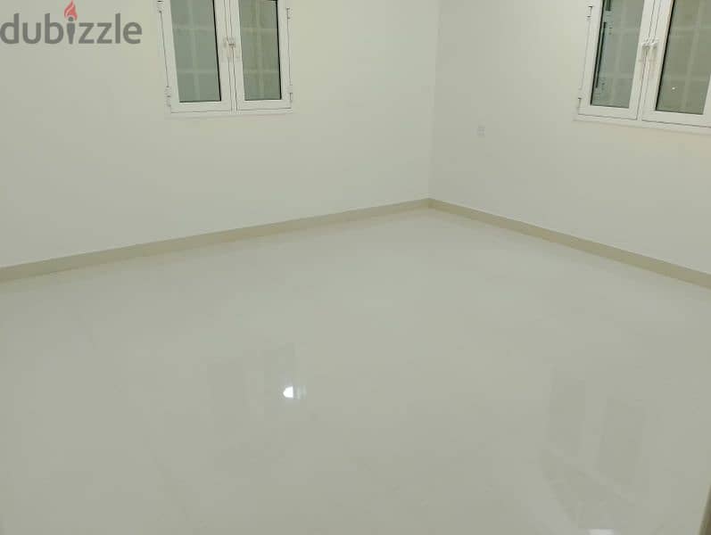 4 Bhk villa in Azaiba near Al Meera Hypermarket for family only 11