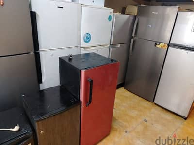 Small Medium&Big size fridges are available  in good price 20r to 80r