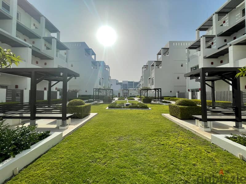 2 BR + Maid’s Room Simplex Apartment, Madinat Sultan Qaboos 0