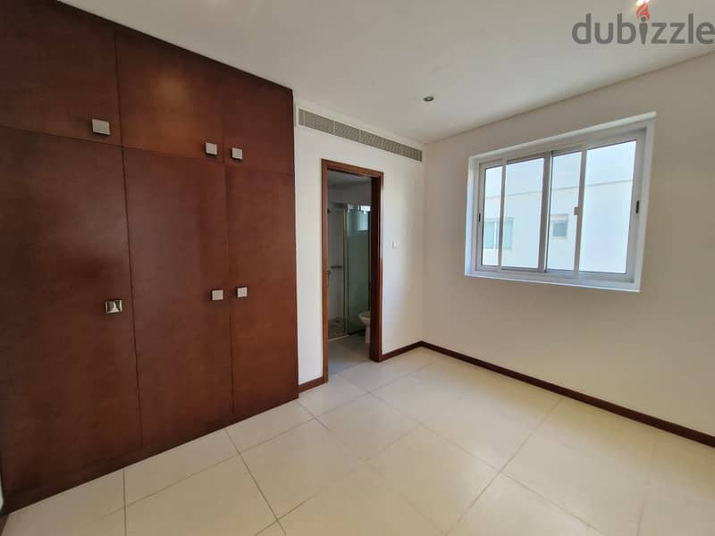 2 BR + Maid’s Room Simplex Apartment, Madinat Sultan Qaboos 9