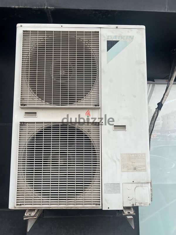 3 Daikin 4-Ton AC Units in Excellent Condition 5