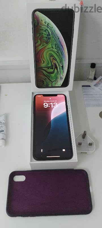 Apple iPhone Xs Max 256GB  Excellent Condition 2