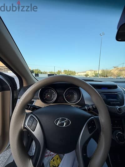 Hyundai Elantra 2014