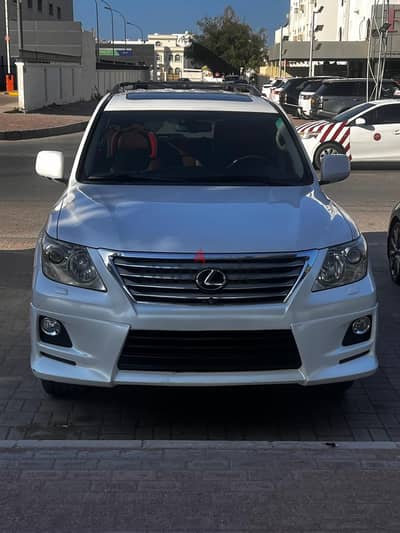 Lexus LX 570 2011