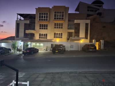 For Rent 7 BHK Fully Furnished Villa In Al Qurum