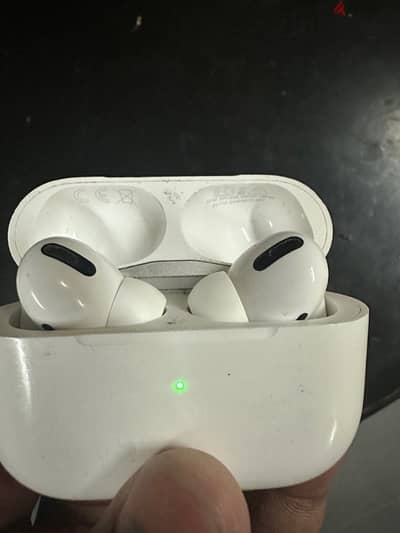 Apple AirPods