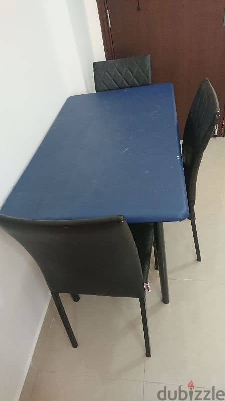 Dining table with 3 chairs 2