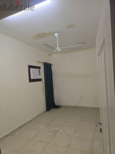 ladies  and bacholor all type room falaj al qabail roundabout