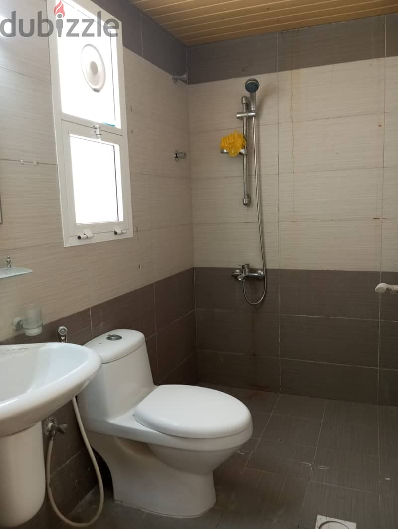 APARTMENT 1BHK FOR RENT - MUTTRAH 4