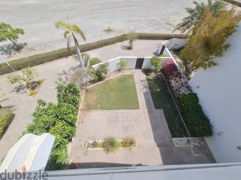 ADV906**4BHK Villa in a comples in shatti qurum 9