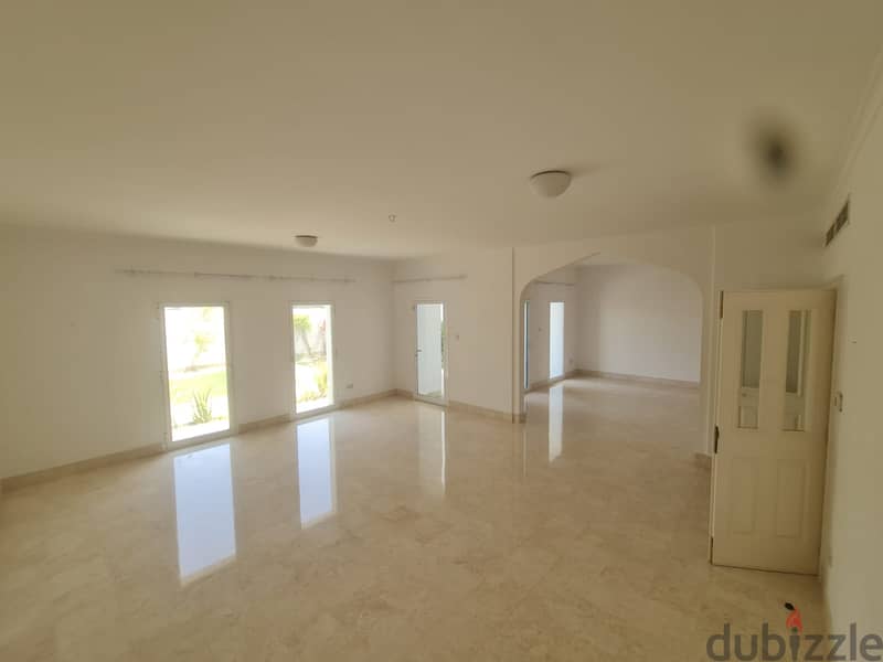 ADV906**4BHK Villa in a comples in shatti qurum 13