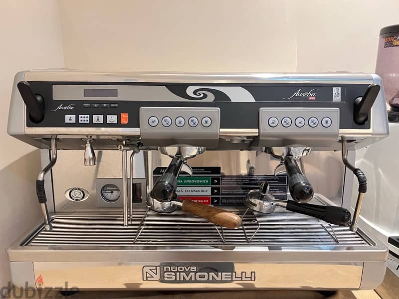 Nouva Simonelli coffee machine 3