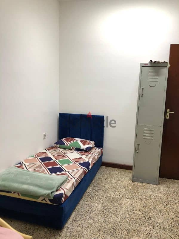 SHEARING ROOM AND BEDSPACE FOR LADIES ONLY 2
