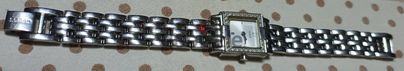 1st copy ladies watch neat and clean 10 rials only