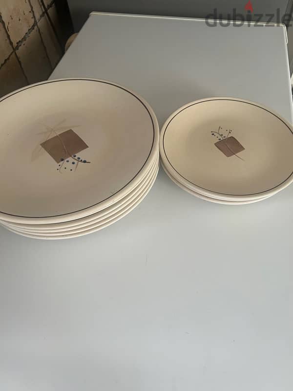 different size dinner set 2