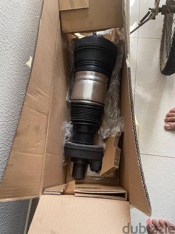 Porsche Spare parts 8
