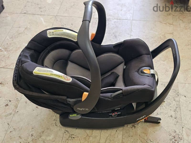 KEYFIT 35 - INFANT CAR SEAT 1