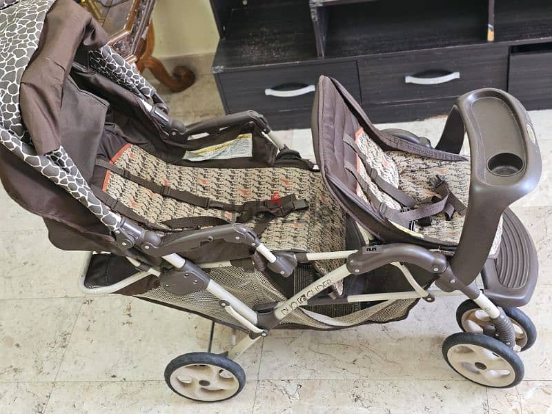 KIDS - STROLLER - DOUBLE SEAT 8