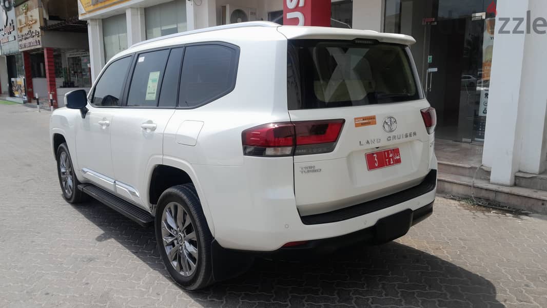 Toyota land cruiser 2025 model 3