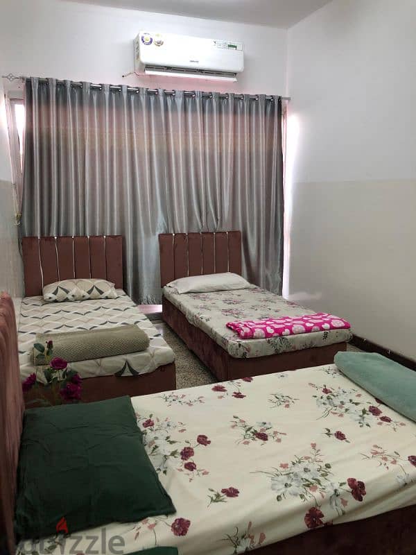 SHEARING ROOM AND BEDSPACE FOR LADIES ONLY 15