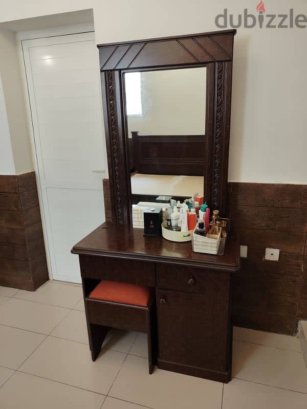 BEDROOM SET FOR SALE 1