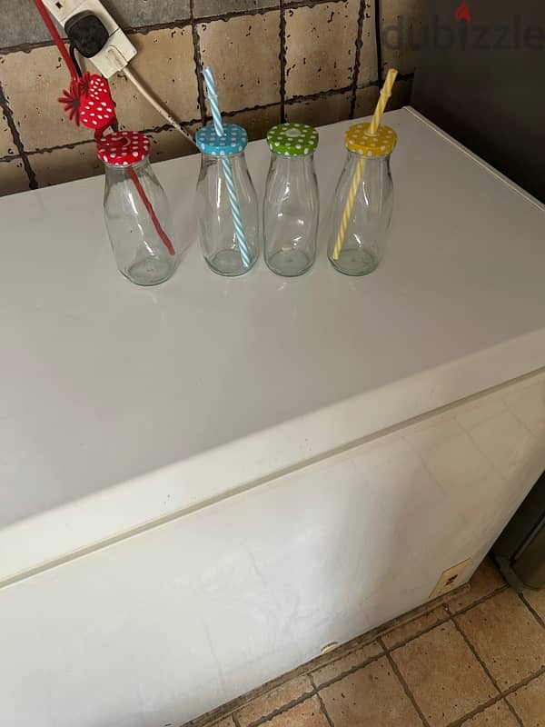 storage and cups 8