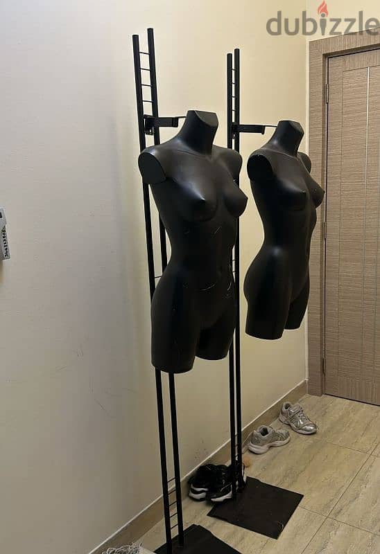 new dresses and used maneiquins 8