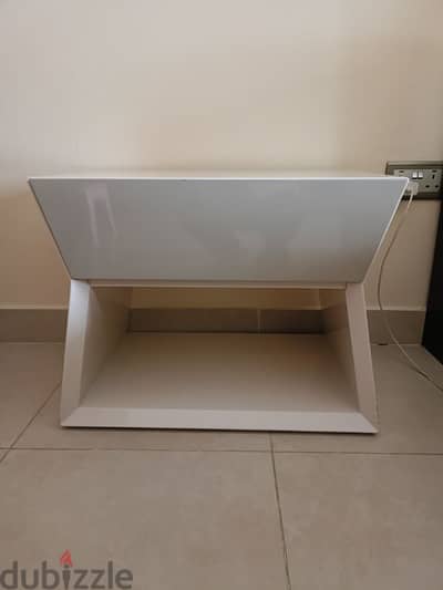 Bed side table for sale in New condition