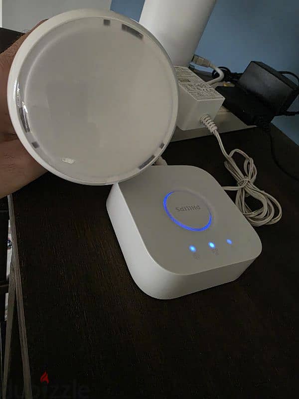 hue hub and smart lamp 1