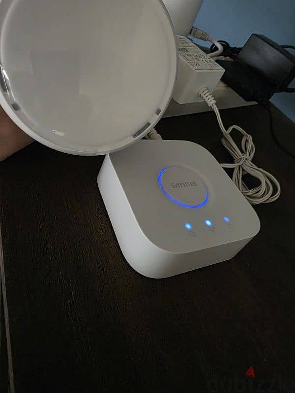hue hub and smart lamp 2